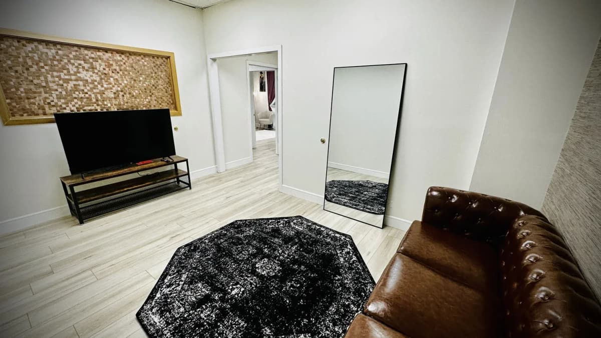 Eden Events bridal suite photo 4