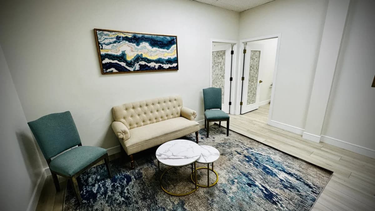 Eden Events bridal suite photo 5
